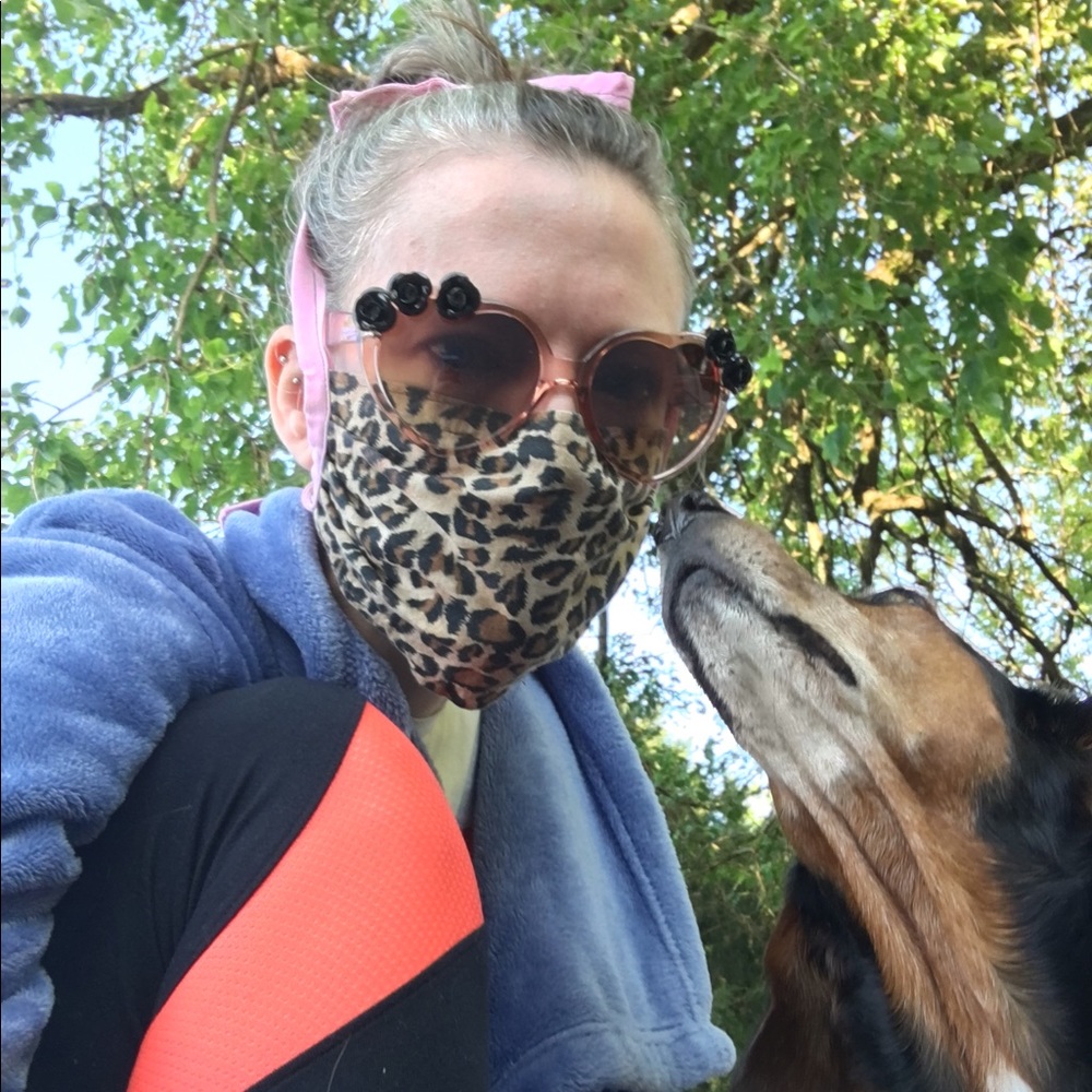 Meet your Posher, Anastacia